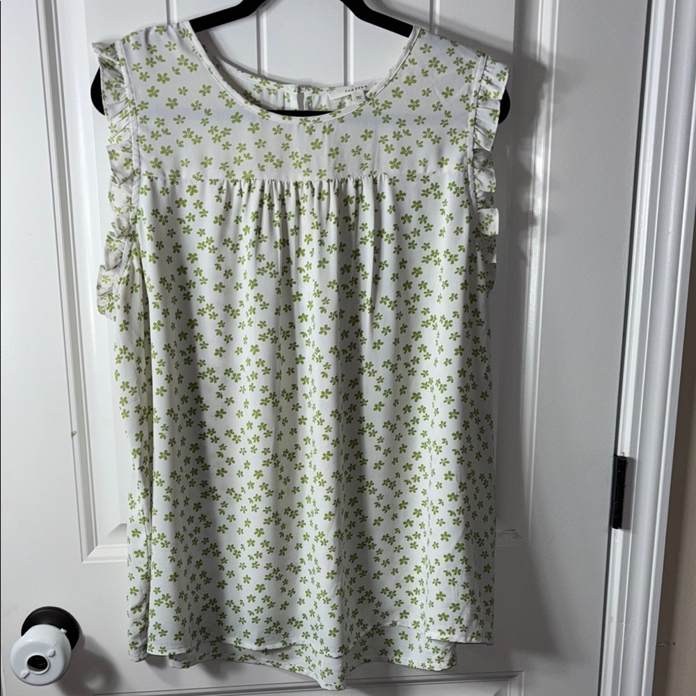 Fun 2 Fun Green and White Smocked Sleeveless Blouse